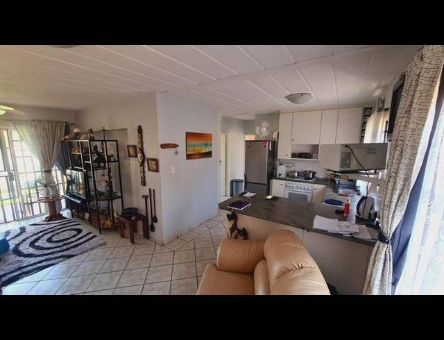 2 BEDROOM APARTMENT FOR SALE IN HIGHVELD